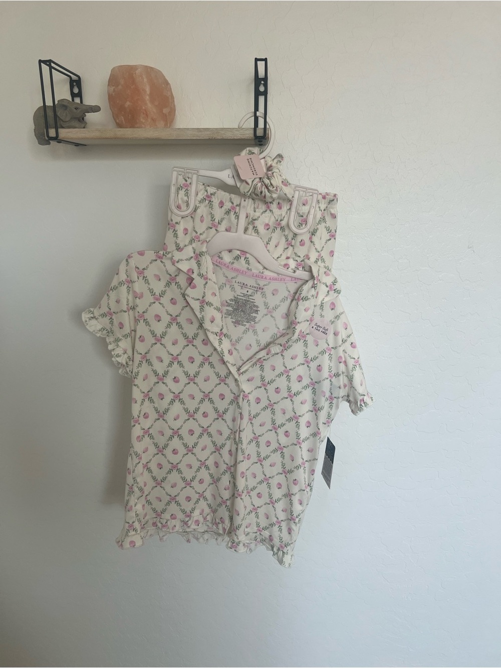 NWT Laura Ashley Girls Pajama Set with Scrunchie Size 8